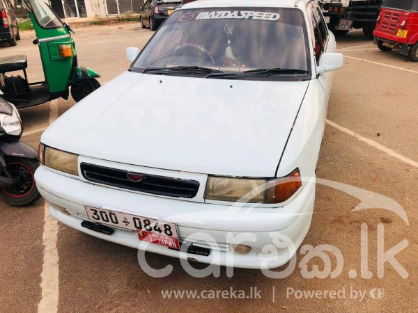 MAZDA FAMILIA 323 1993