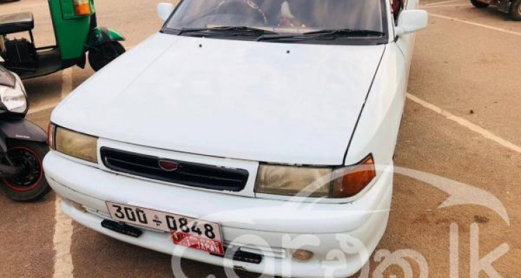 MAZDA FAMILIA 323 1993