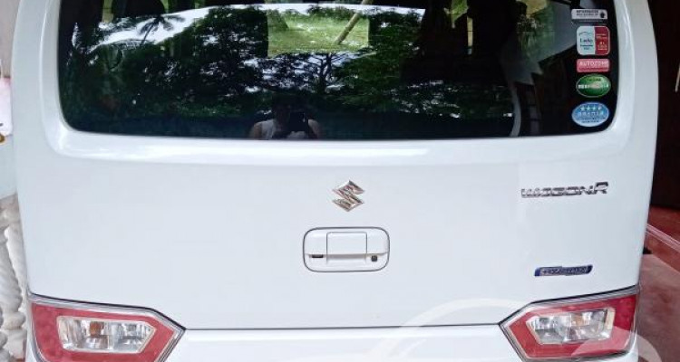 SUZUKI WAGON R 2017