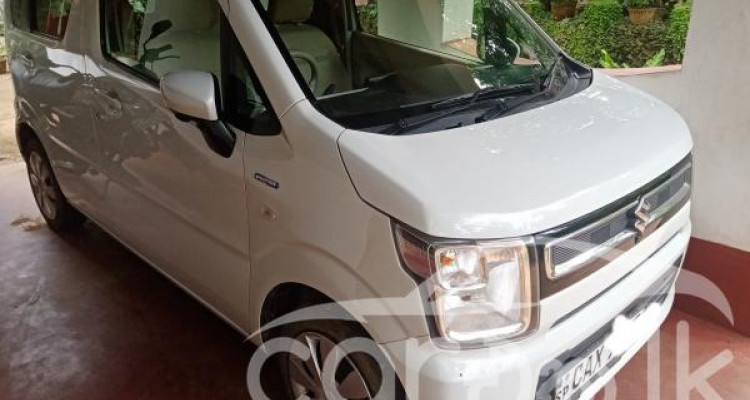 SUZUKI WAGON R 2017