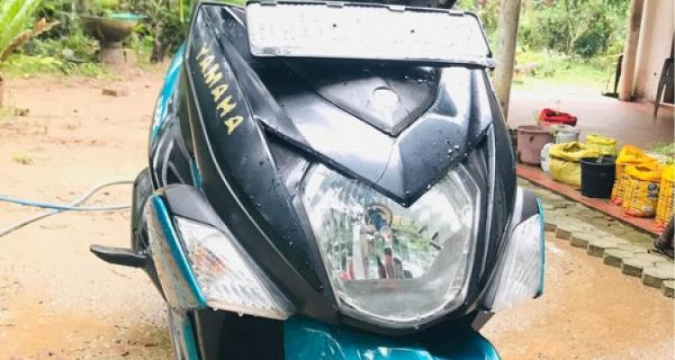 YAMAHA RAY 2016