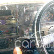 NISSAN CARAVAN 1996