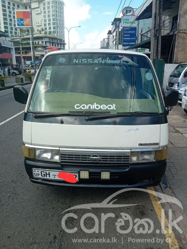 NISSAN CARAVAN 1996