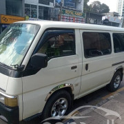 NISSAN CARAVAN 1996