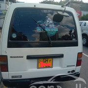 NISSAN CARAVAN 1996
