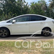 TOYOTA PRIUS 2014