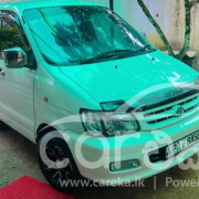 TOYOTA NOAH KR42 2001