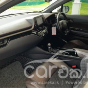 TOYOTA C-HR 2018