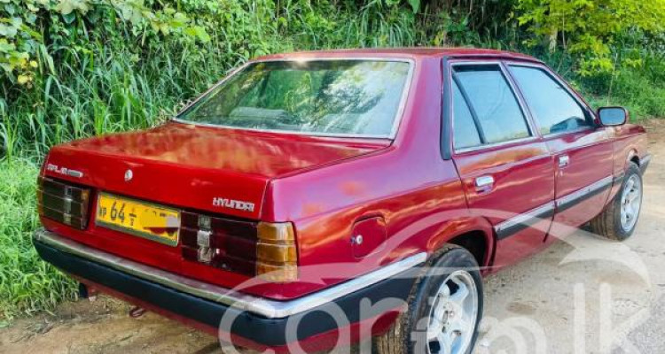 HYUNDAI STELLAR 1987