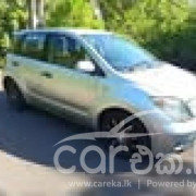 TOYOTA IST 2003