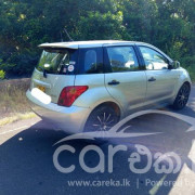 TOYOTA IST 2003