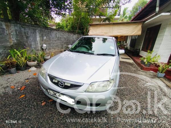 MAZDA FAMILIA 2001