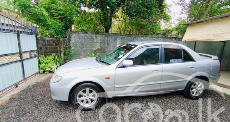 MAZDA FAMILIA 2001