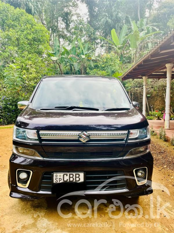 SUZUKI WAGON R PREMIUM 2018