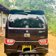 SUZUKI WAGON R PREMIUM 2018