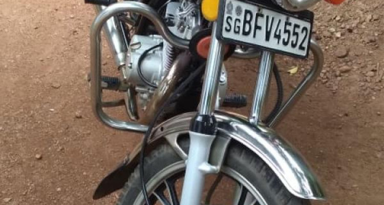 SUZUKI GN125 2017