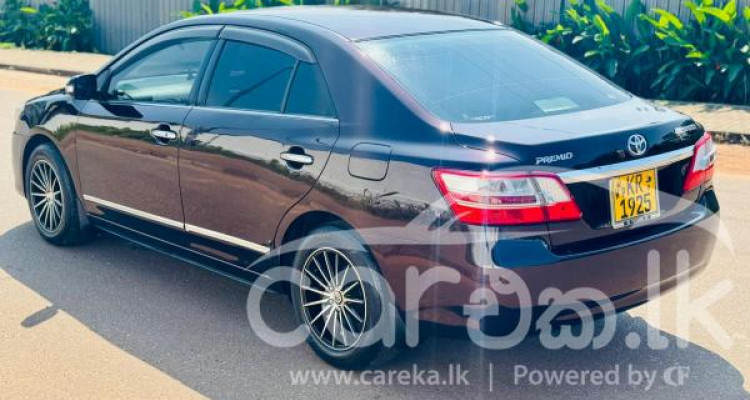 TOYOTA PREMIO 2011