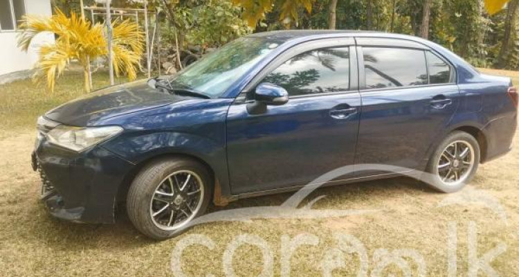 TOYOTA AXIO 2013
