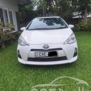 TOYOTA AQUA 2014