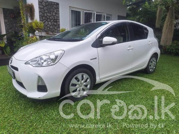 TOYOTA AQUA 2014