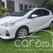 TOYOTA AQUA 2014