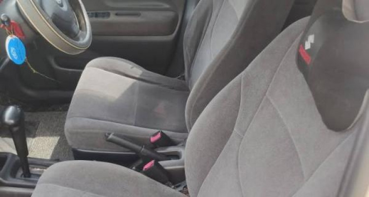 SUZUKI SWIFT 2003