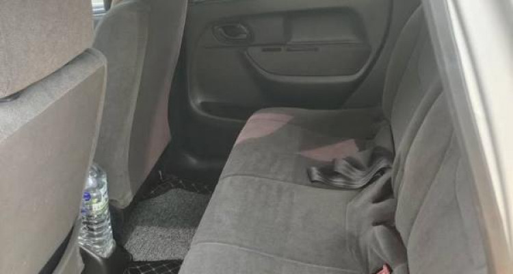 SUZUKI SWIFT 2003