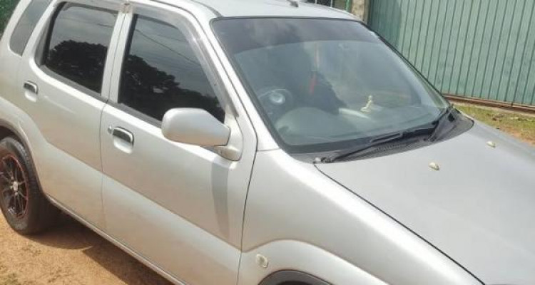 SUZUKI SWIFT 2003