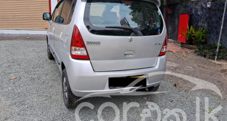 SUZUKI ESTILO 2010