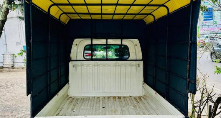 MITSUBISHI MINI MASTER 2003