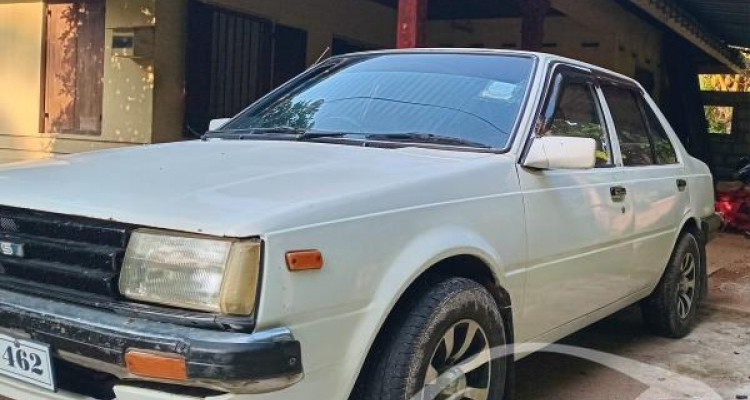 NISSAN SUNNY B11 1982