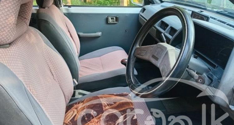 NISSAN SUNNY B11 1982