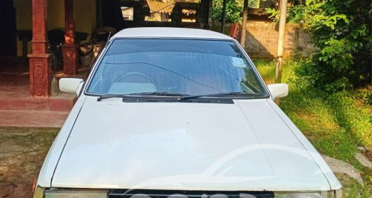 NISSAN SUNNY B11 1982