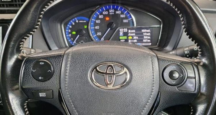 TOYOTA AXIO 2018