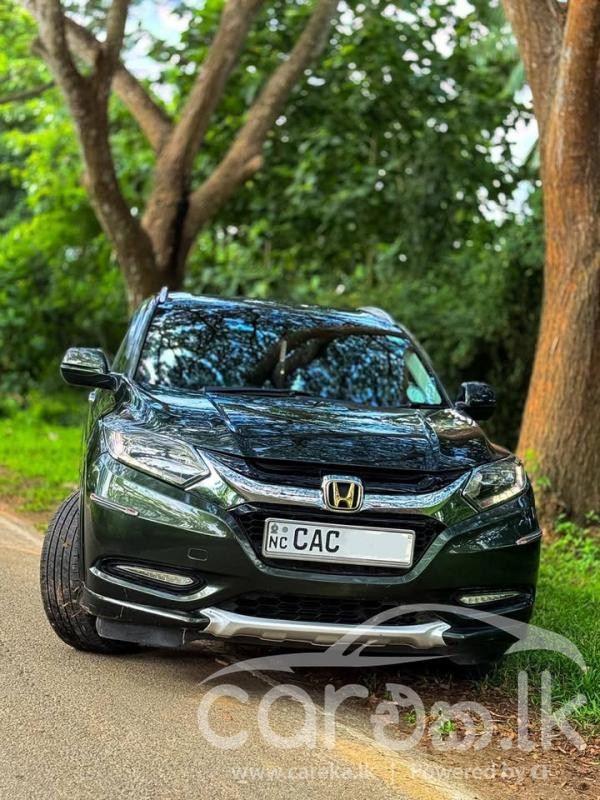 HONDA VEZEL 2014