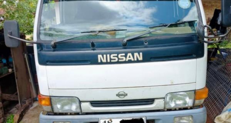 NISSAN ATLAS 1990
