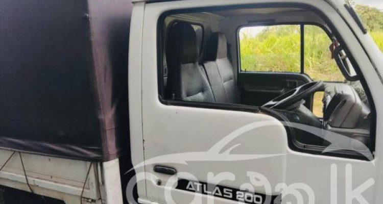 NISSAN ATLAS 1990