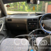 NISSAN SUNNY SB13 1993