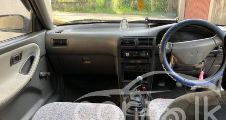 NISSAN SUNNY SB13 1993