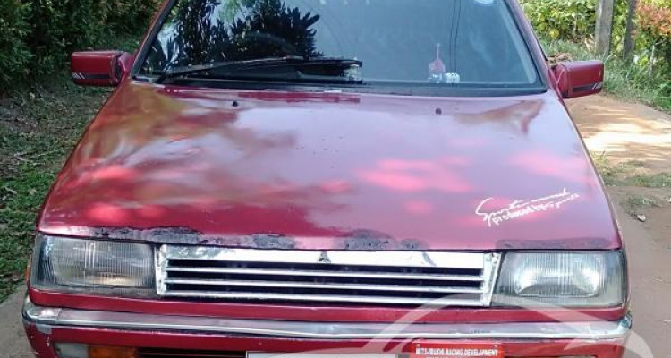 MITSUBISHI LANCER C11 1986