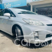 TOYOTA PRIUS 2011