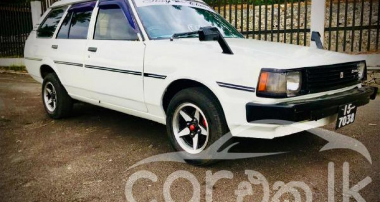 TOYOTA COROLLA DX WAGON 1985