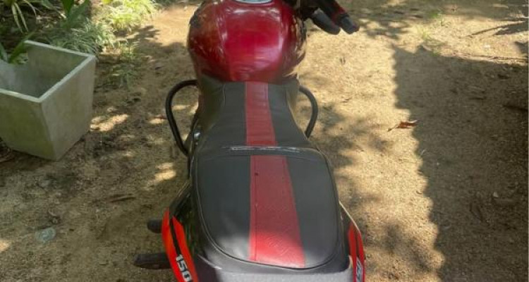 BAJAJ PULSAR 150 2014