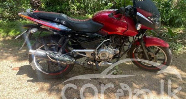 BAJAJ PULSAR 150 2014