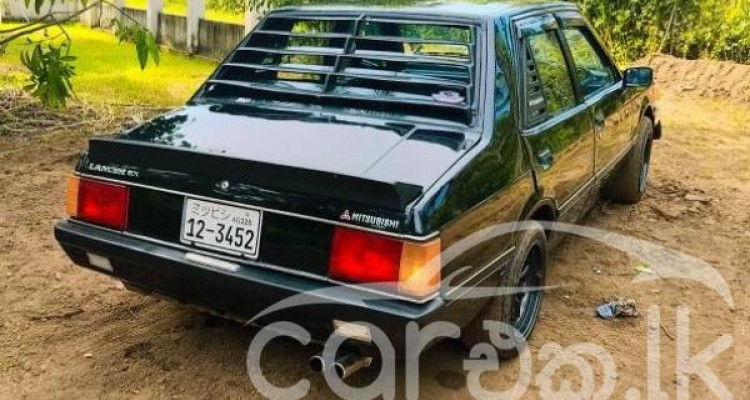 MITSUBISHI LANCER BOX 1982