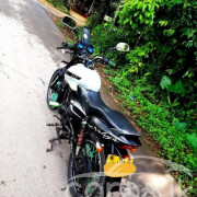 BAJAJ PULSAR 150 2005