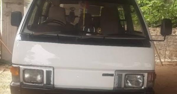 NISSAN VANETTE 1990