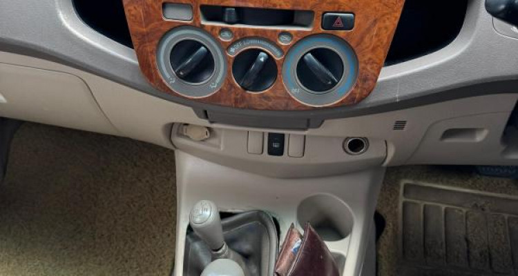 TOYOTA HILUX 2006