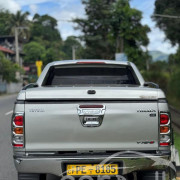 TOYOTA HILUX 2006