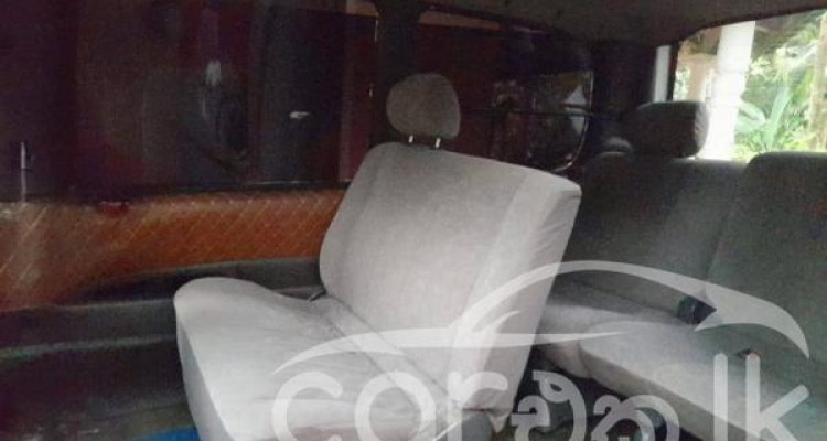 NISSAN SERENA 1994